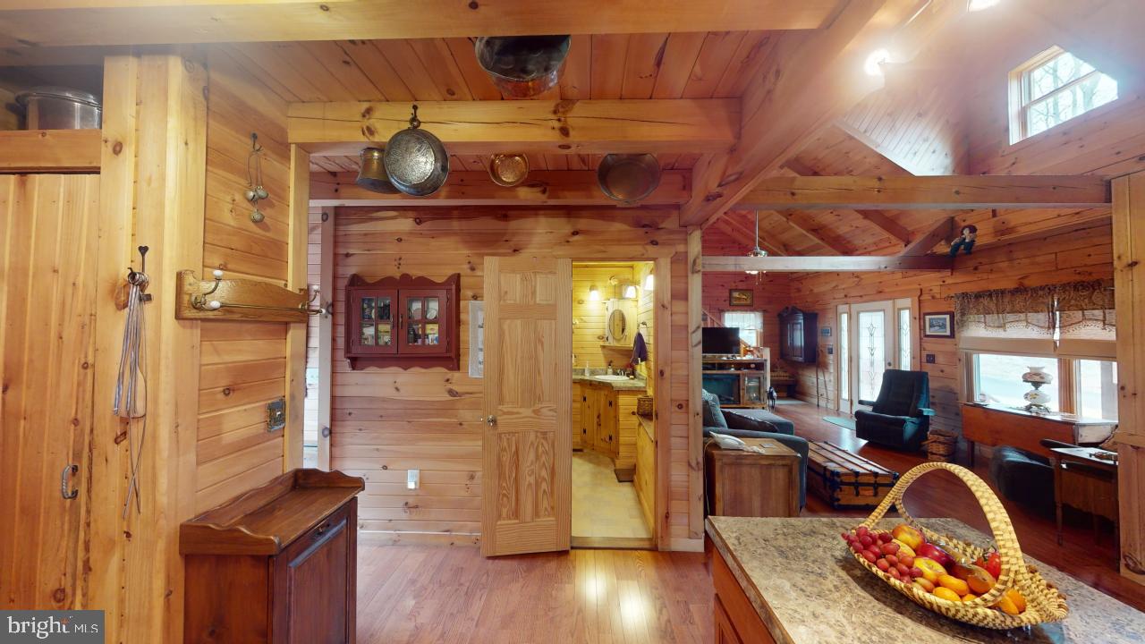 BLACKTHORN RIDGE ESTATES - Residential