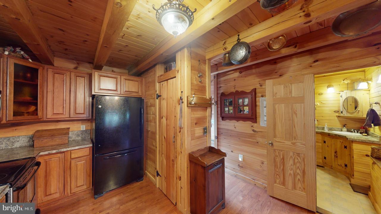 BLACKTHORN RIDGE ESTATES - Residential