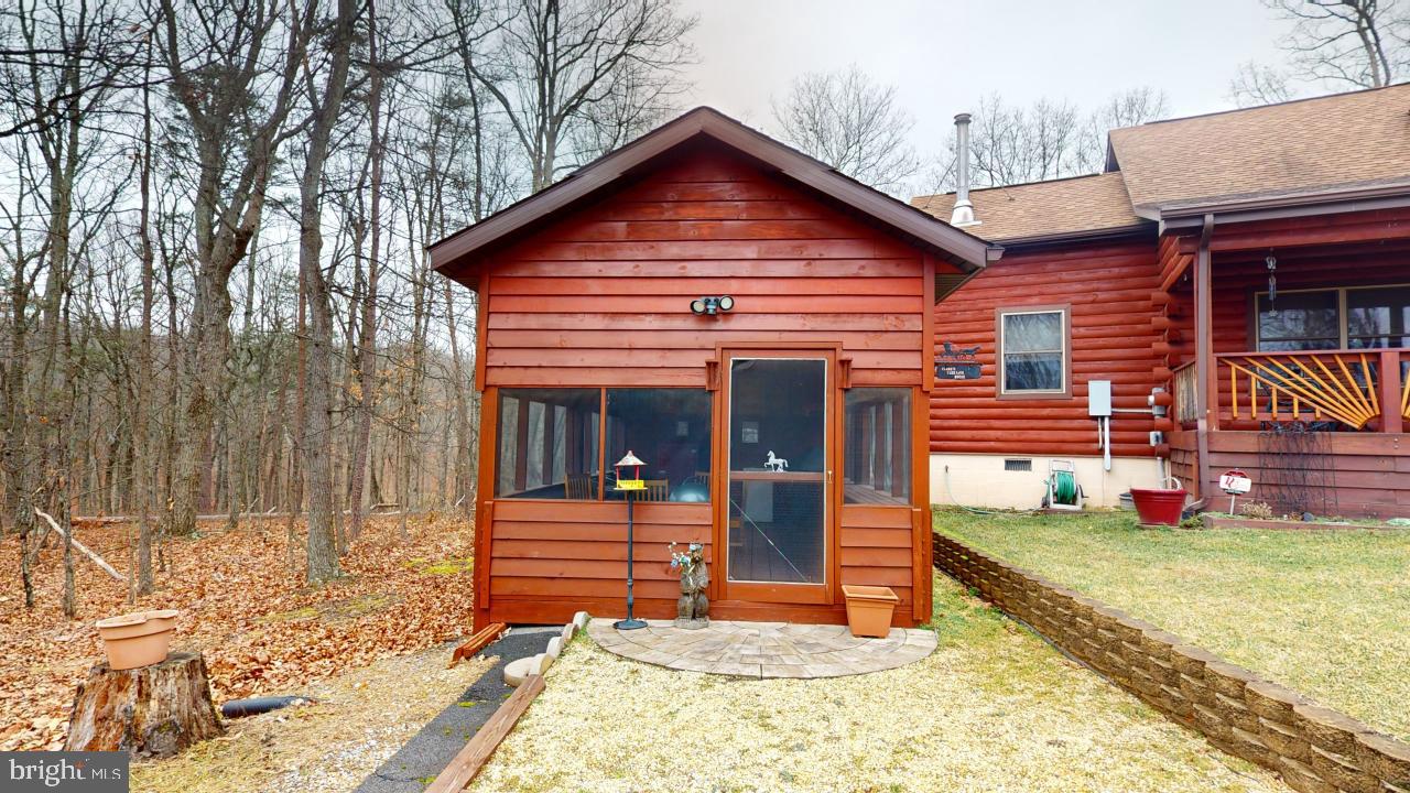 BLACKTHORN RIDGE ESTATES - Residential