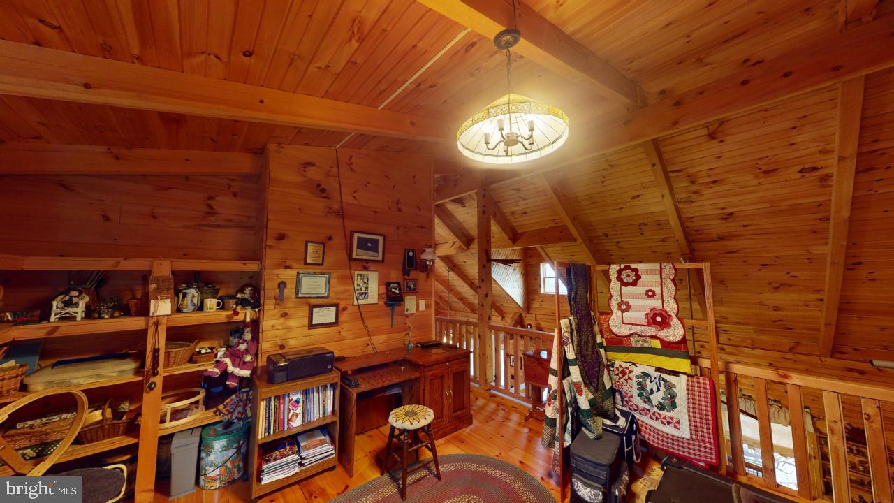 BLACKTHORN RIDGE ESTATES - Residential