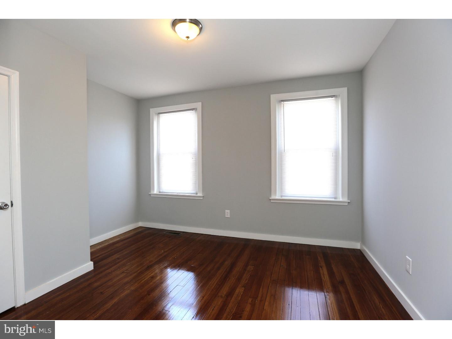 BRIDESBURG - Residential