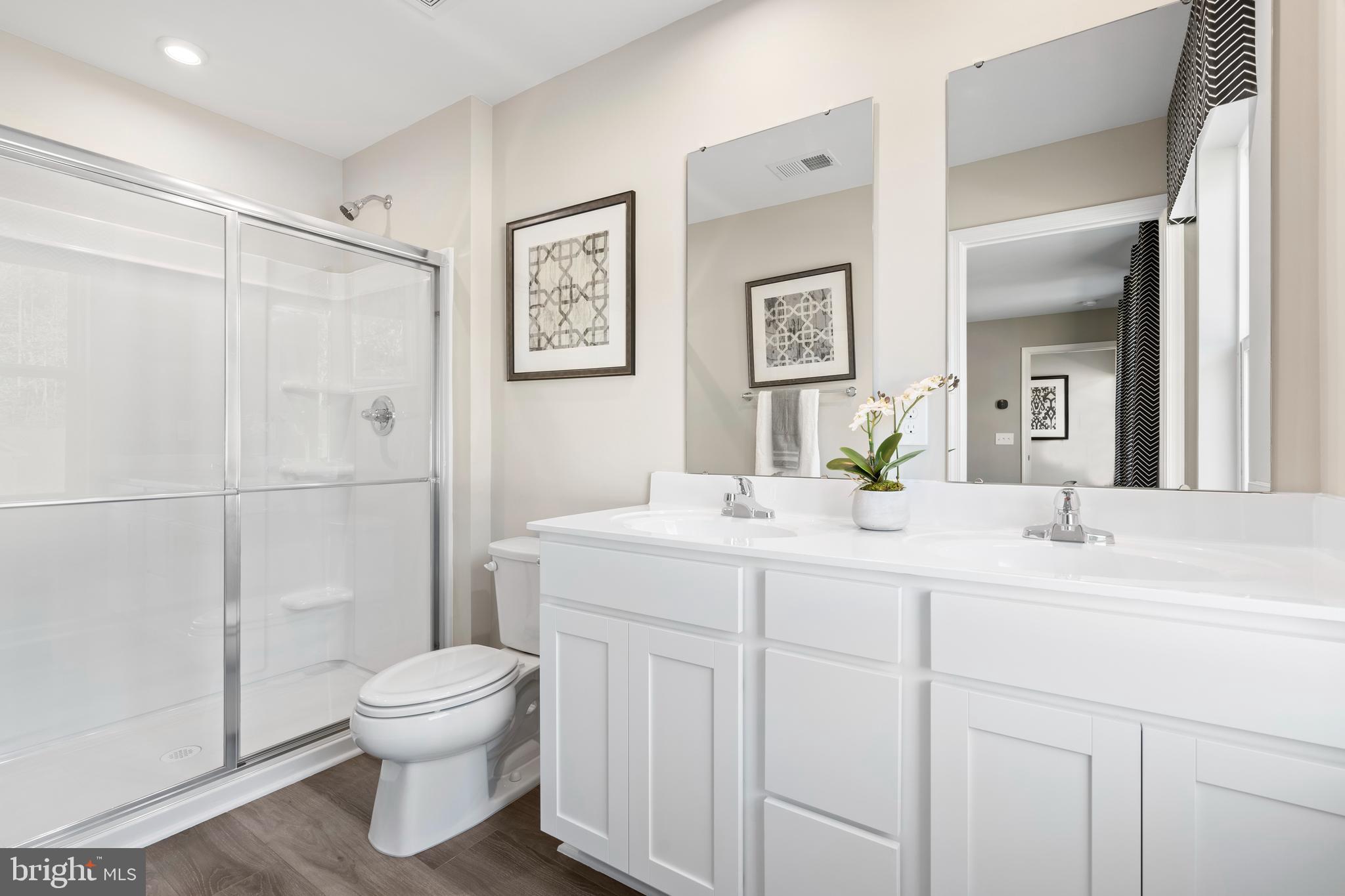 CARDINAL POINTE - Residential