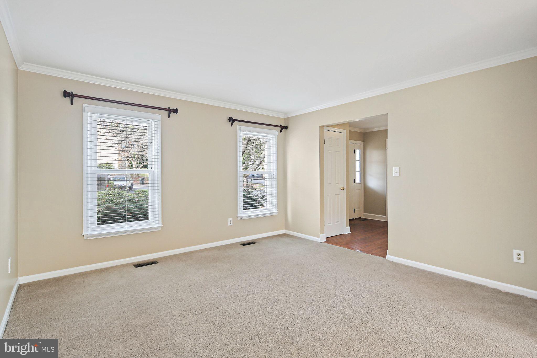 CHURCHILL TOWN SECTOR - Residential Lease