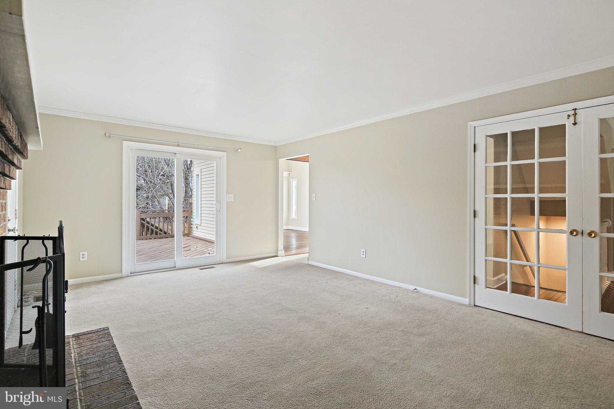 CHURCHILL TOWN SECTOR - Residential Lease