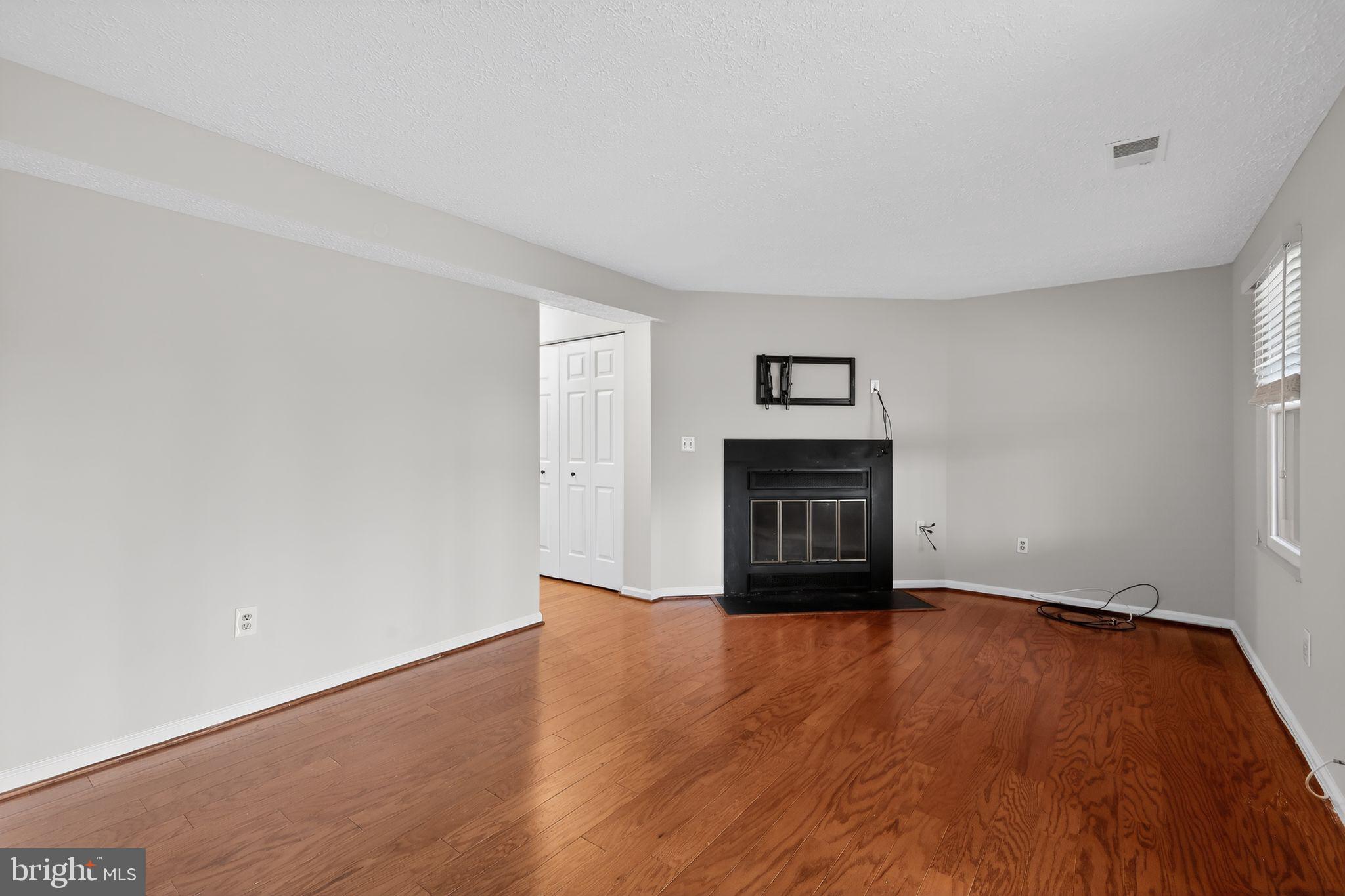 AMBERFIELD - Residential