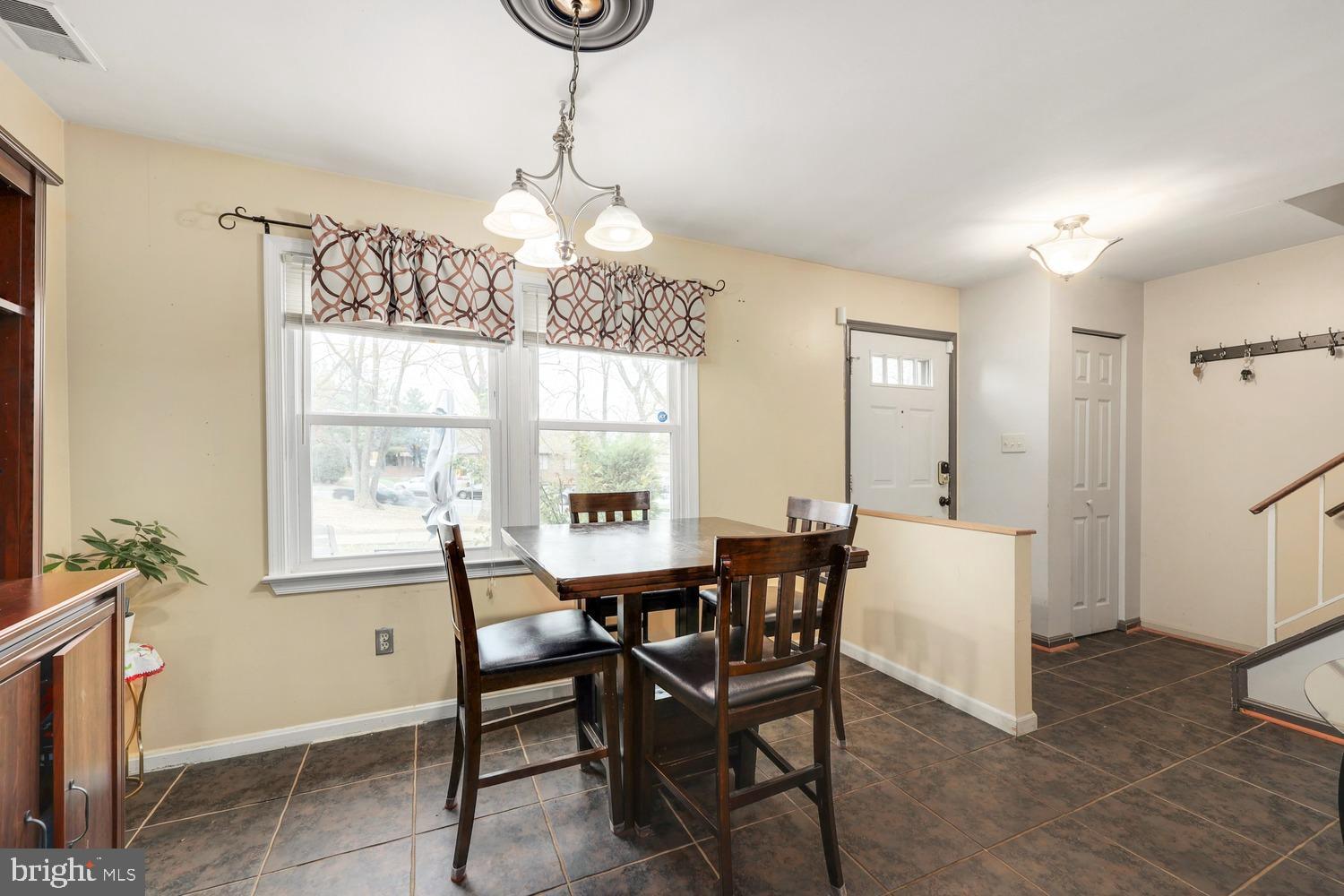 THOUSAND OAKS - Residential