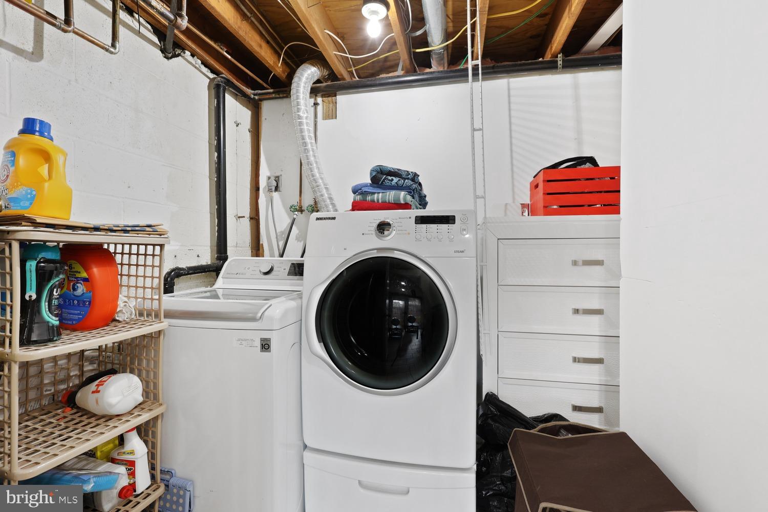 THOUSAND OAKS - Residential