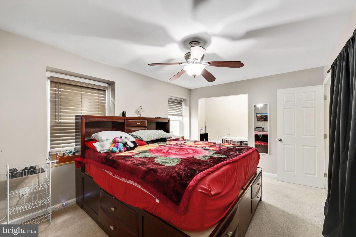 THOUSAND OAKS - Residential