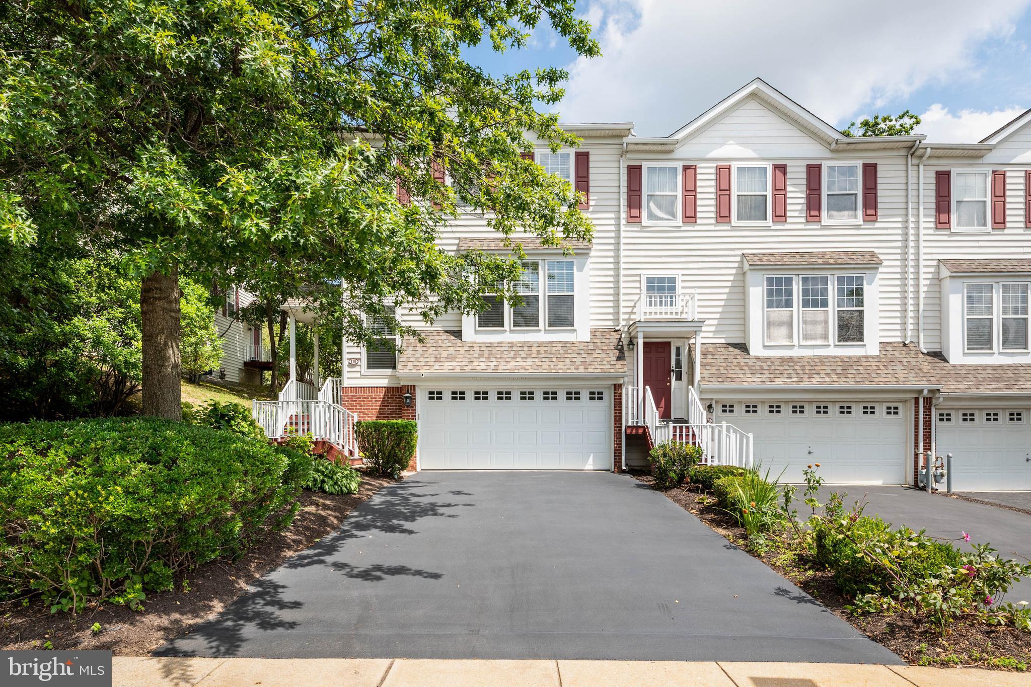 118 TUDOR COURT