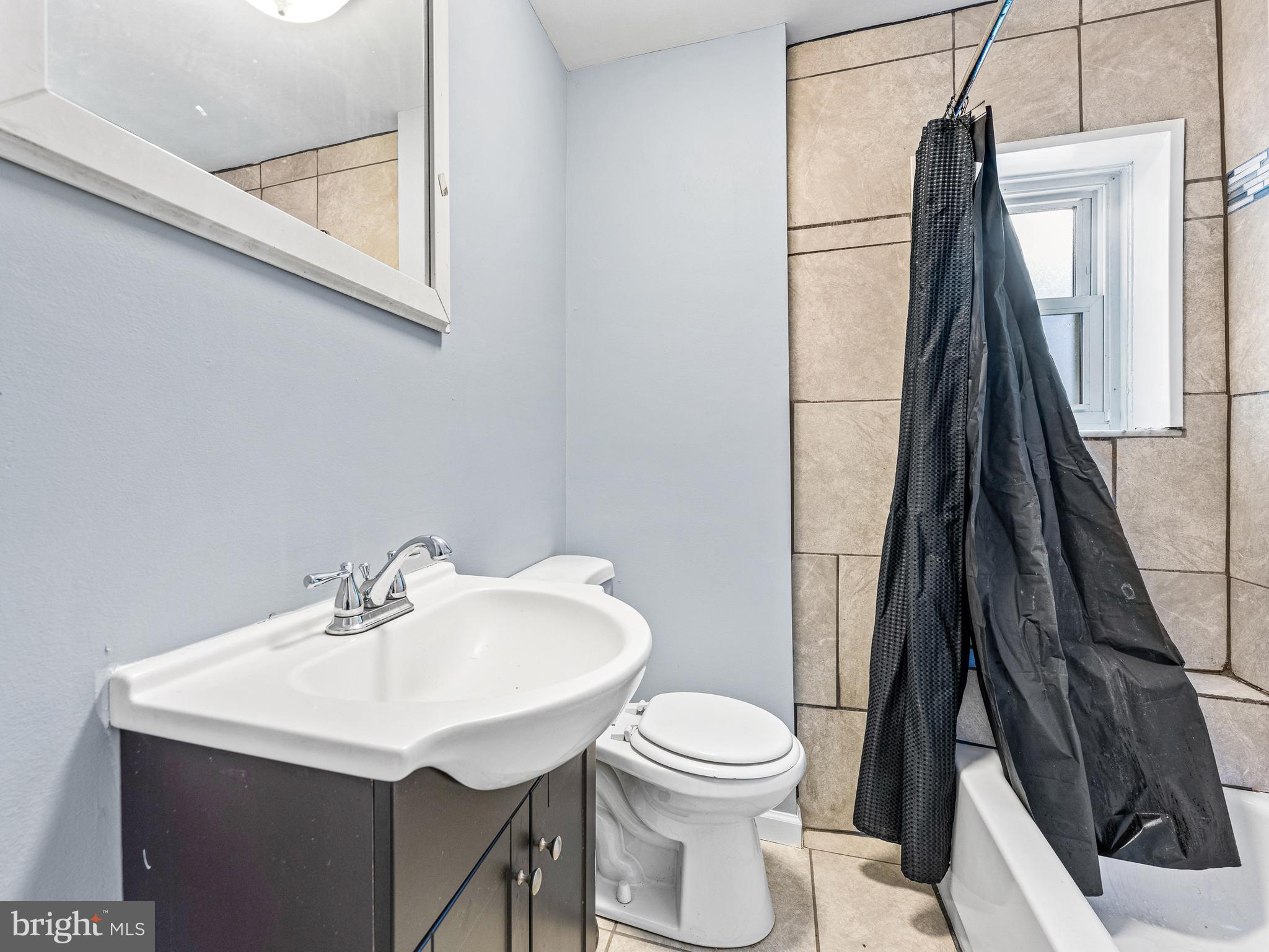 LOWER MOYAMENSING - Residential