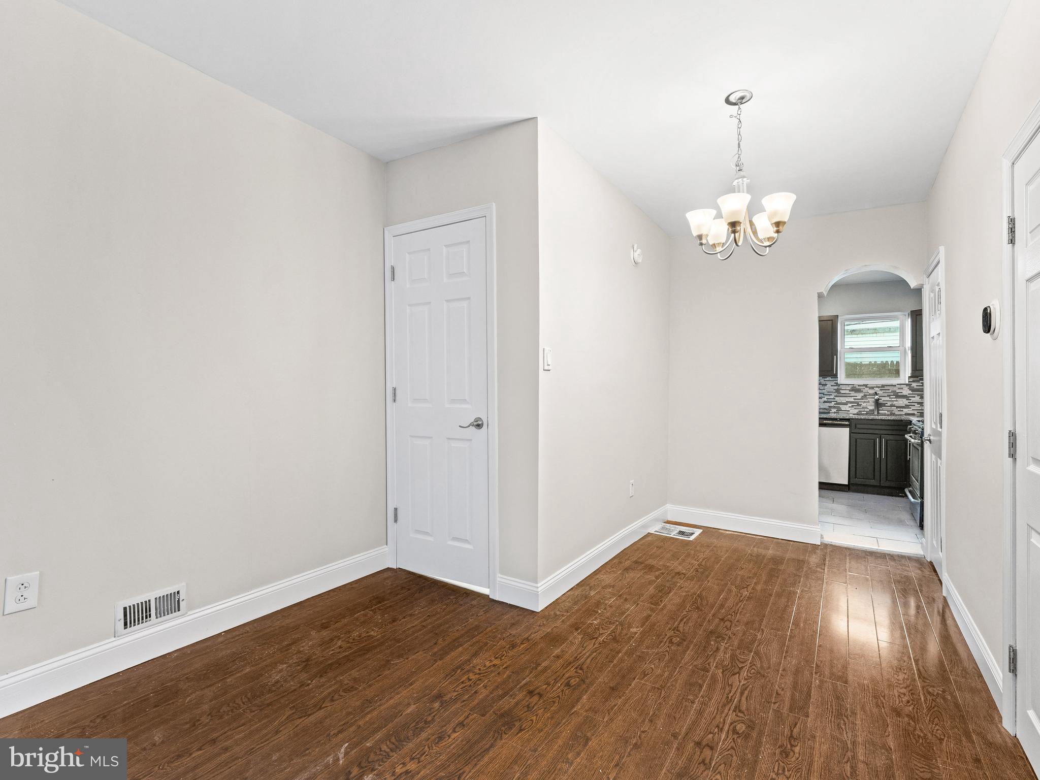 LOWER MOYAMENSING - Residential