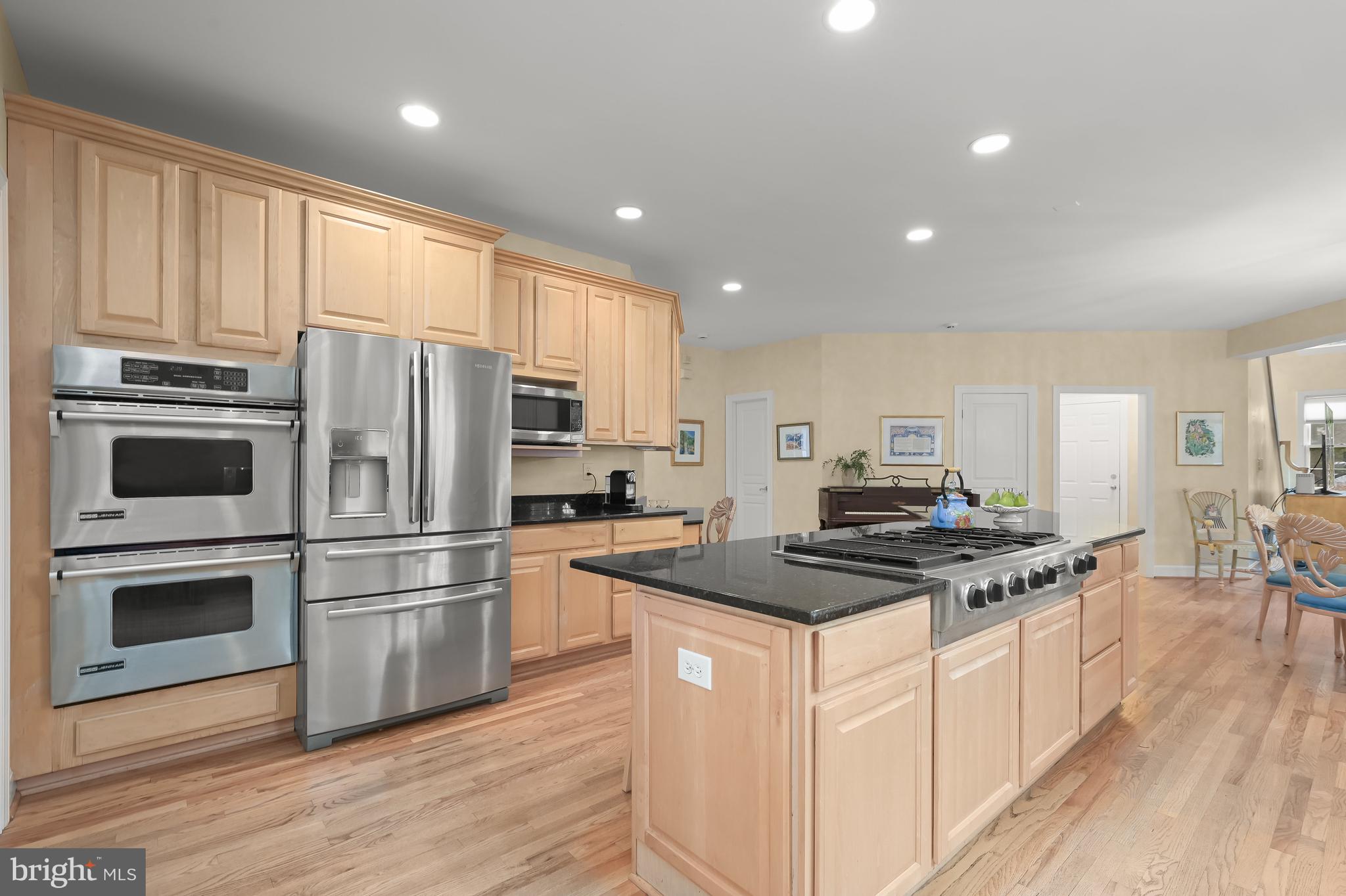 ROBERTS GLEN - Residential