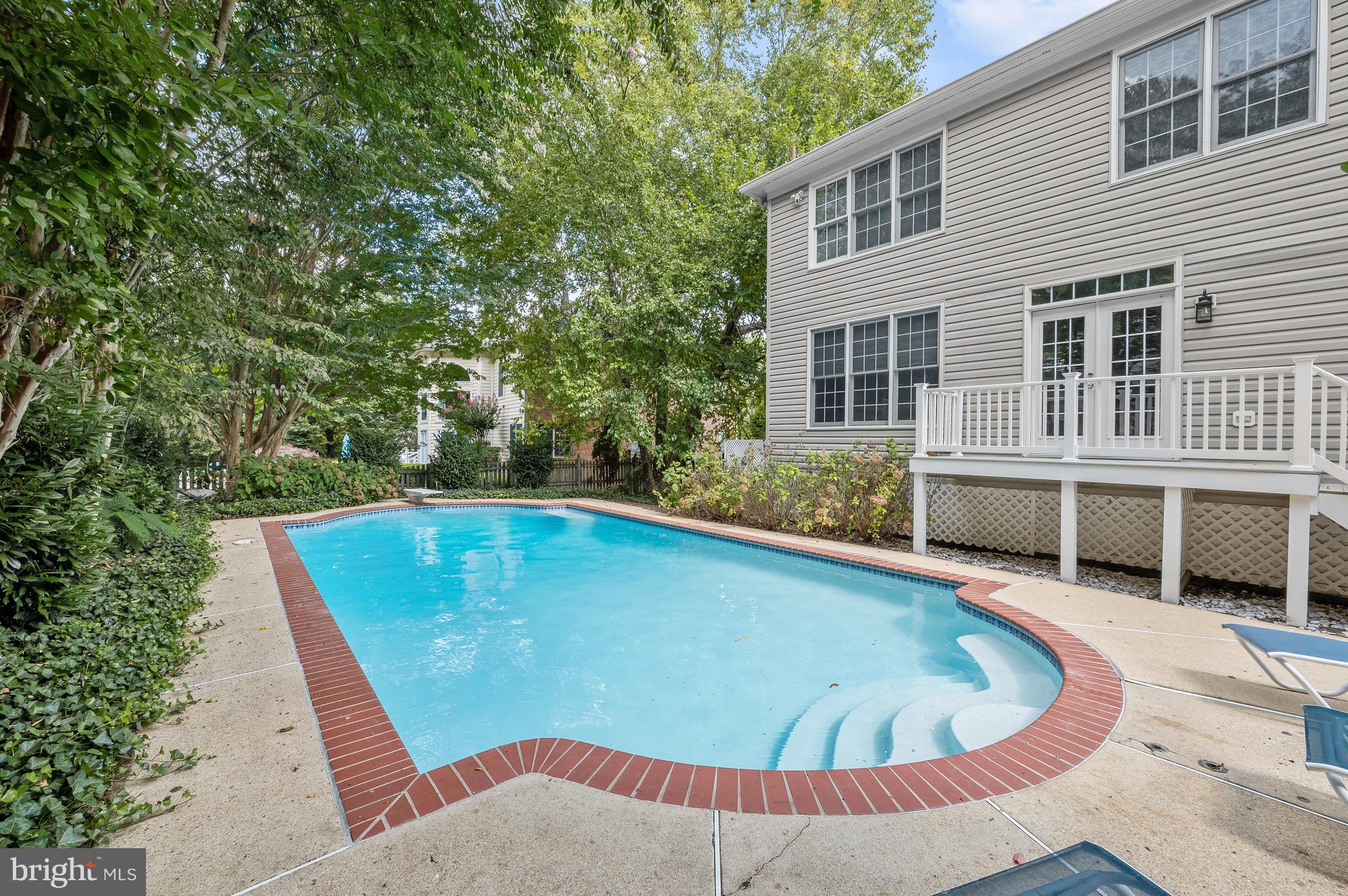 ROBERTS GLEN - Residential