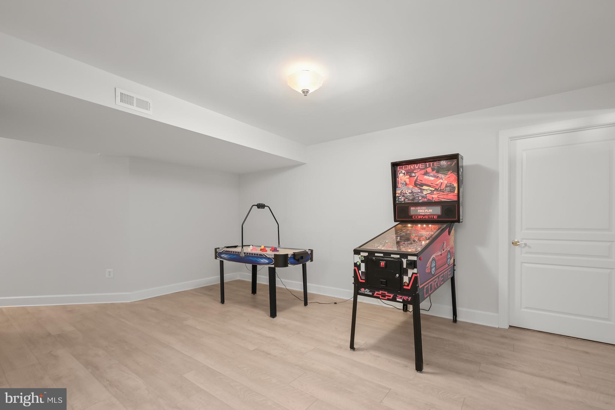 ROBERTS GLEN - Residential