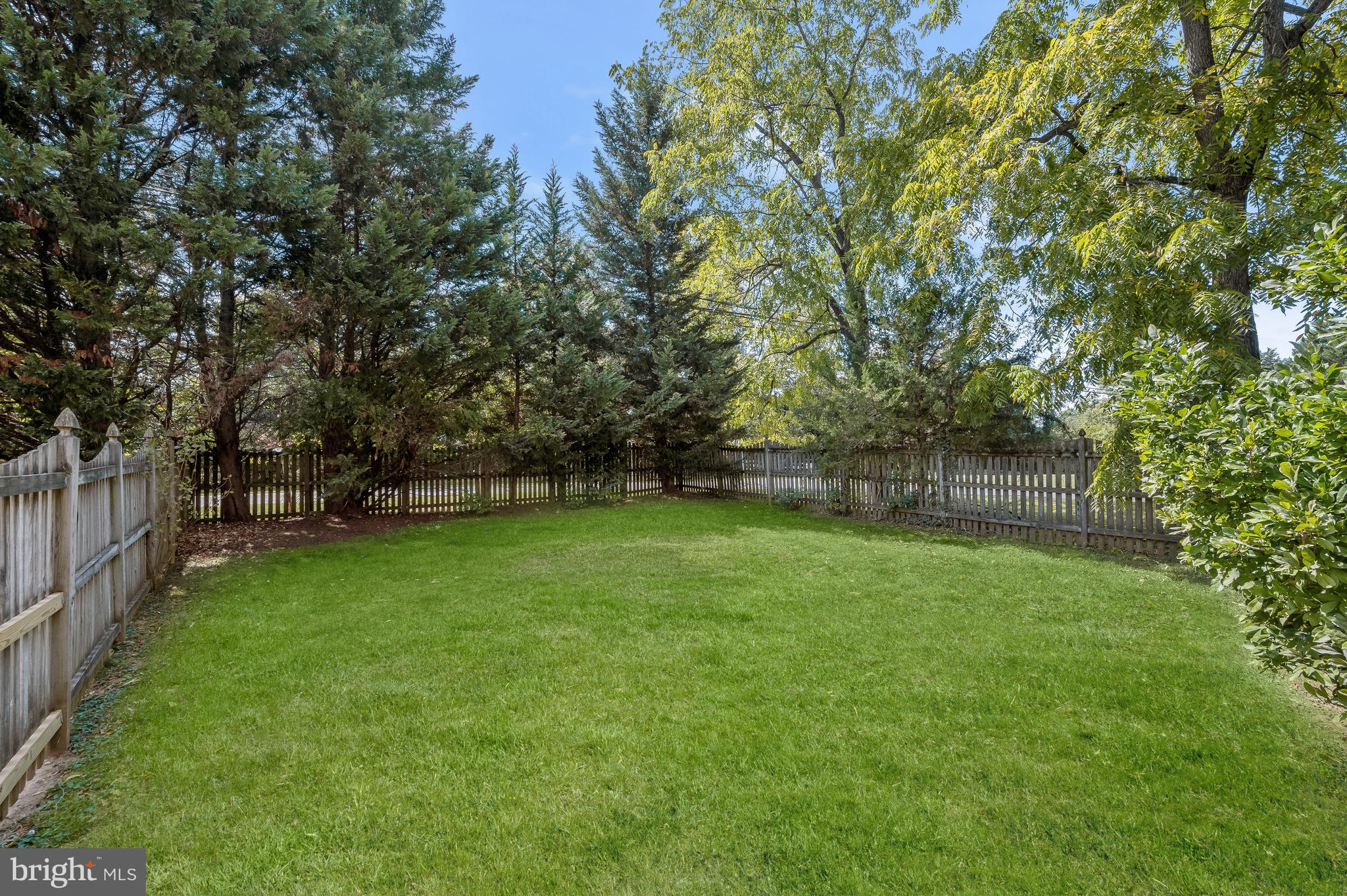 ROBERTS GLEN - Residential