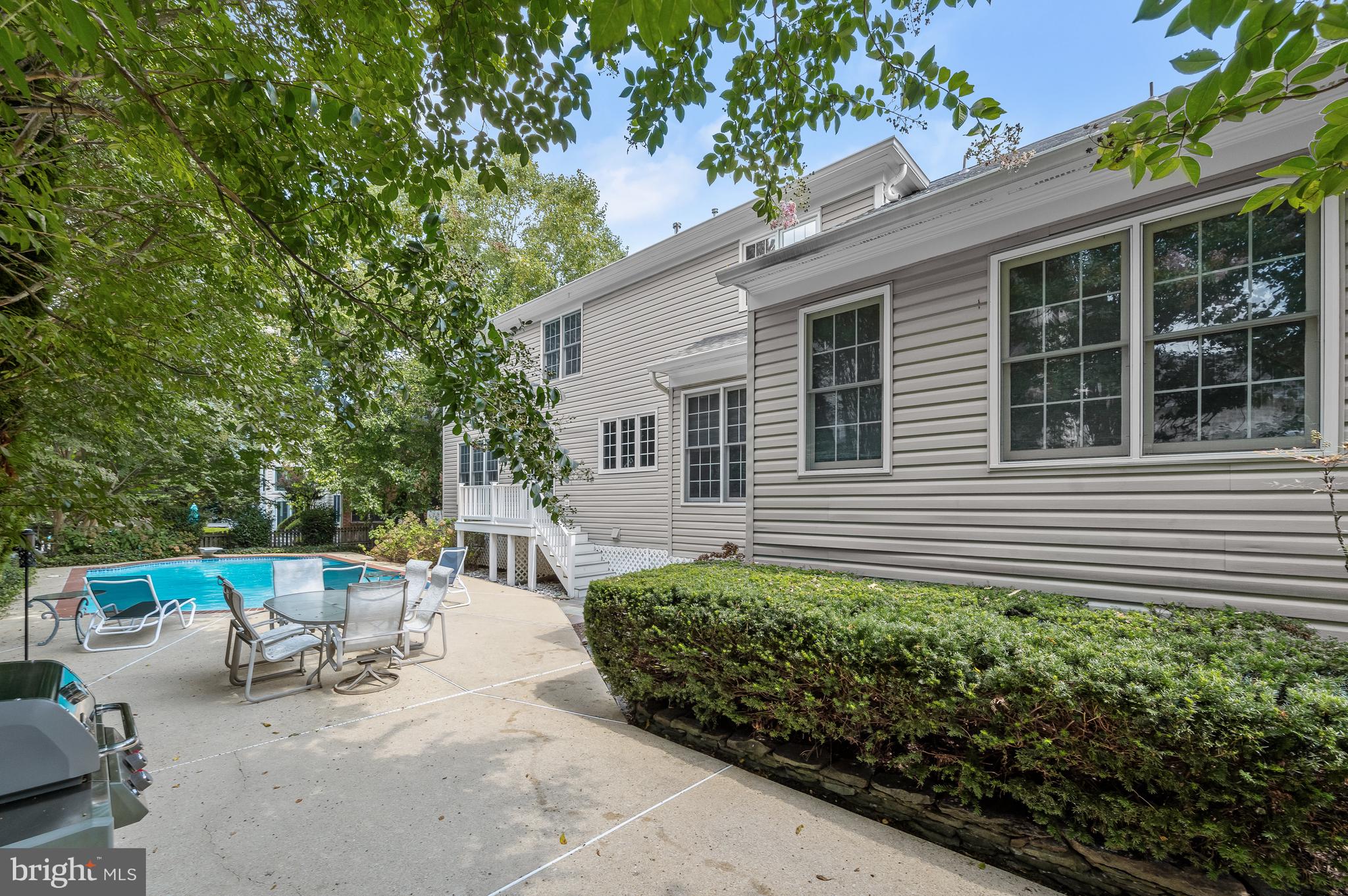 ROBERTS GLEN - Residential