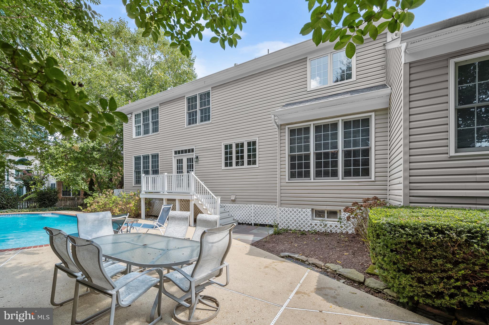 ROBERTS GLEN - Residential