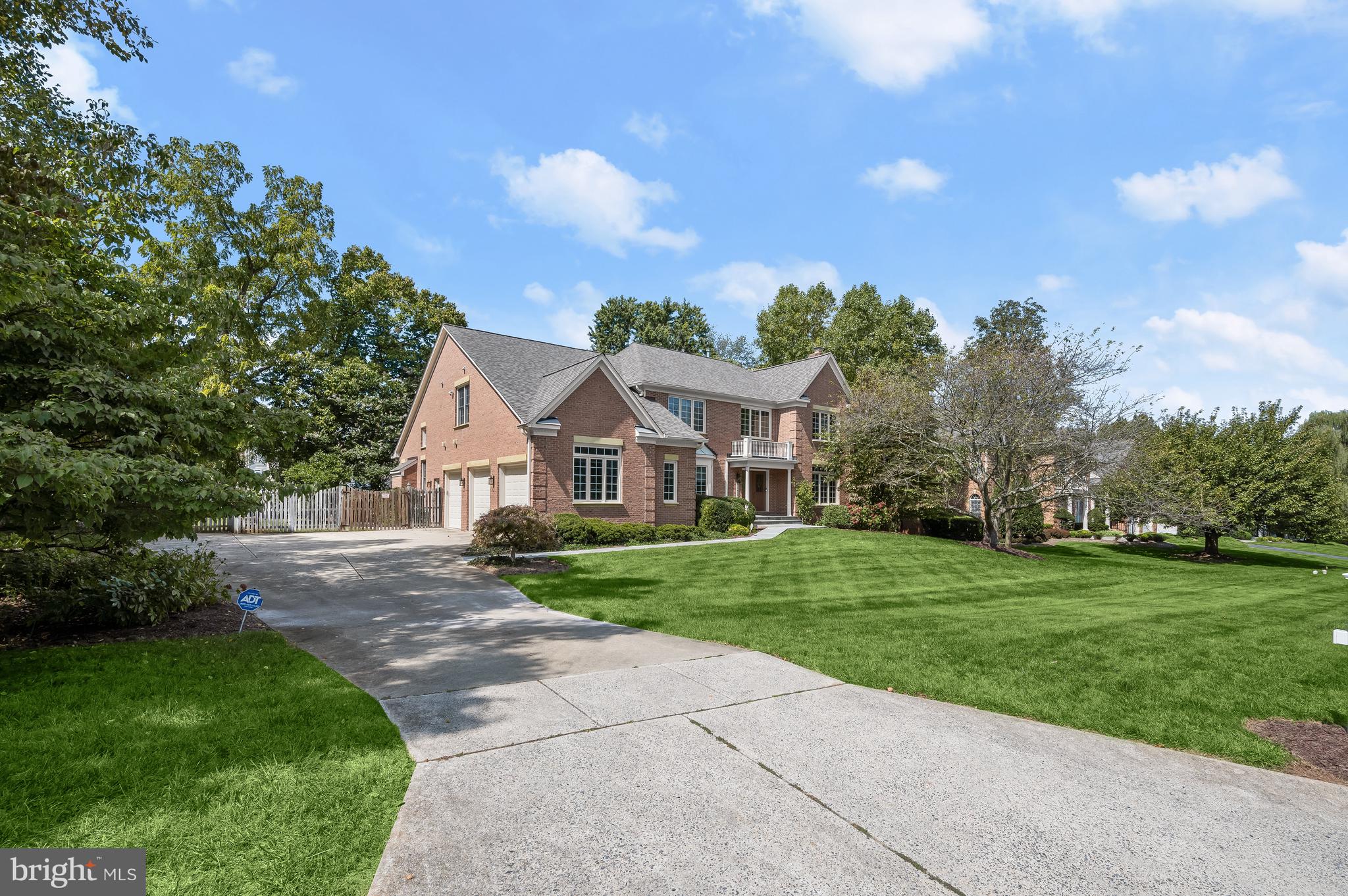 ROBERTS GLEN - Residential