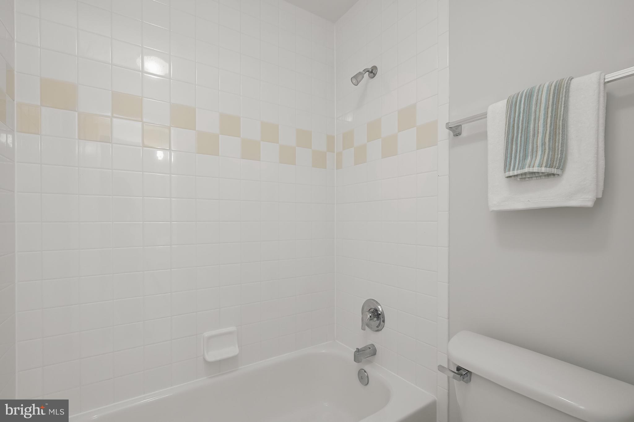 ROBERTS GLEN - Residential