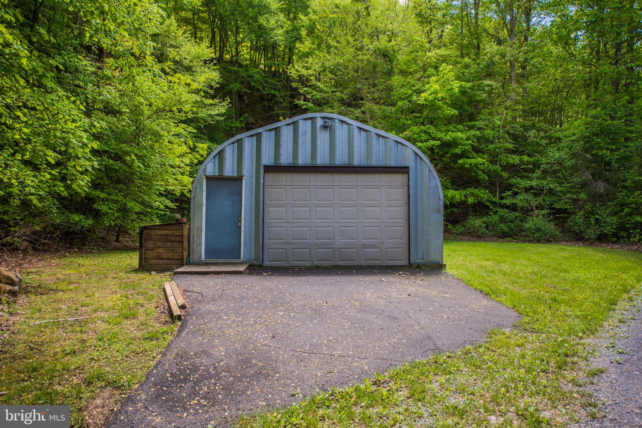 LONG HOLLOW - Residential