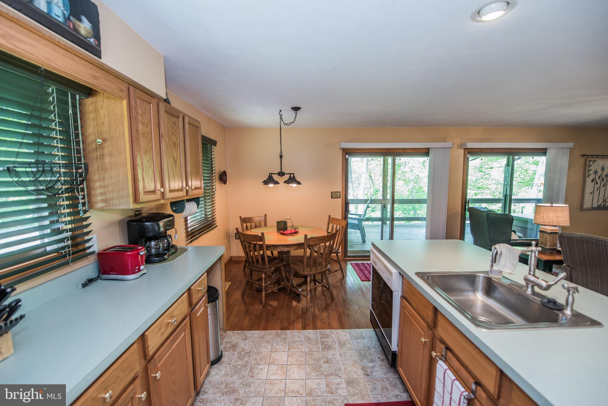 LONG HOLLOW - Residential