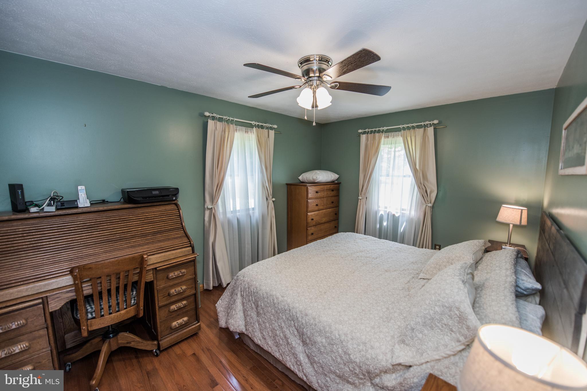 LONG HOLLOW - Residential