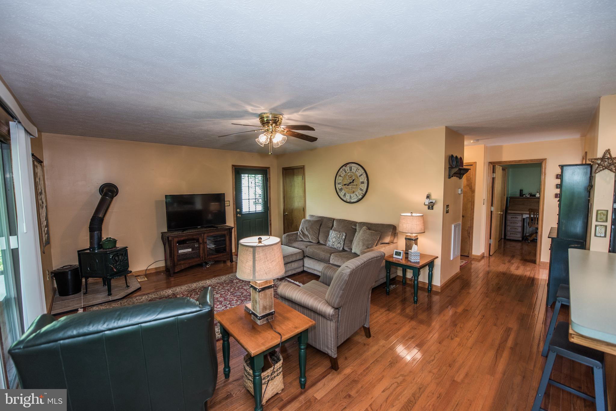 LONG HOLLOW - Residential