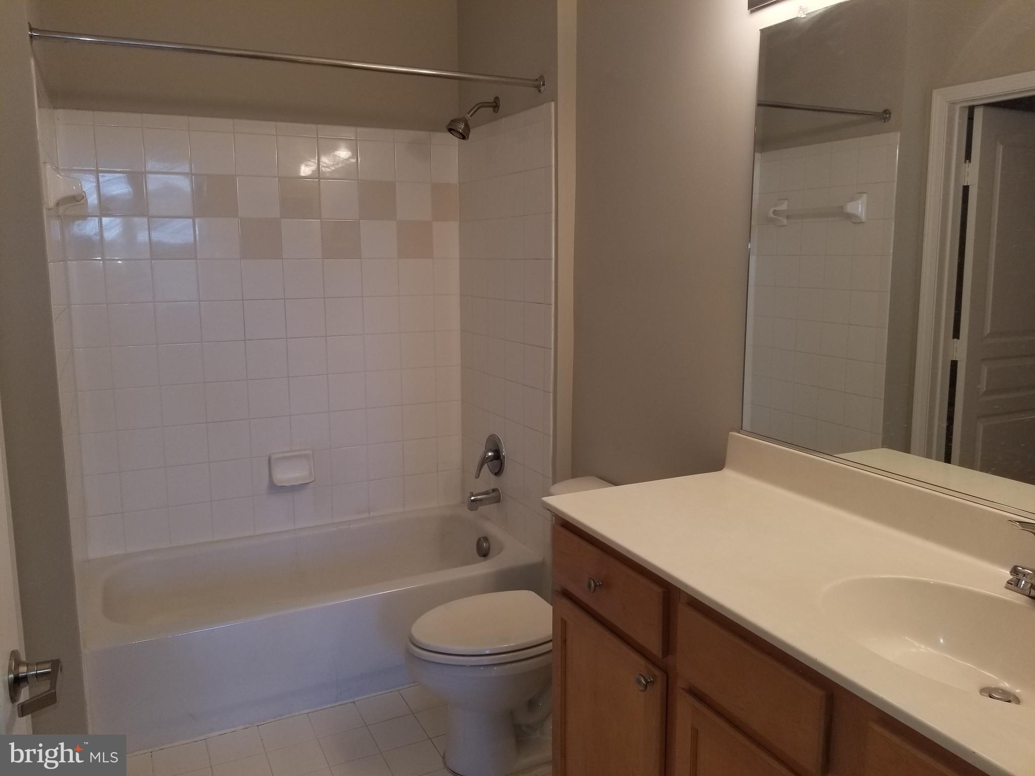 SAVOY AT RESTON TOWN CENTER - Residential Lease