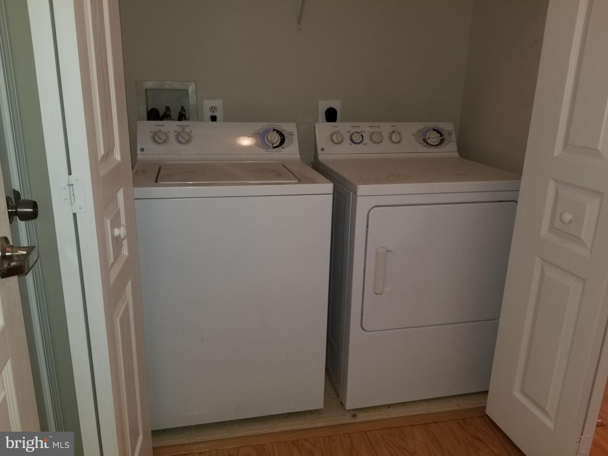 SAVOY AT RESTON TOWN CENTER - Residential Lease