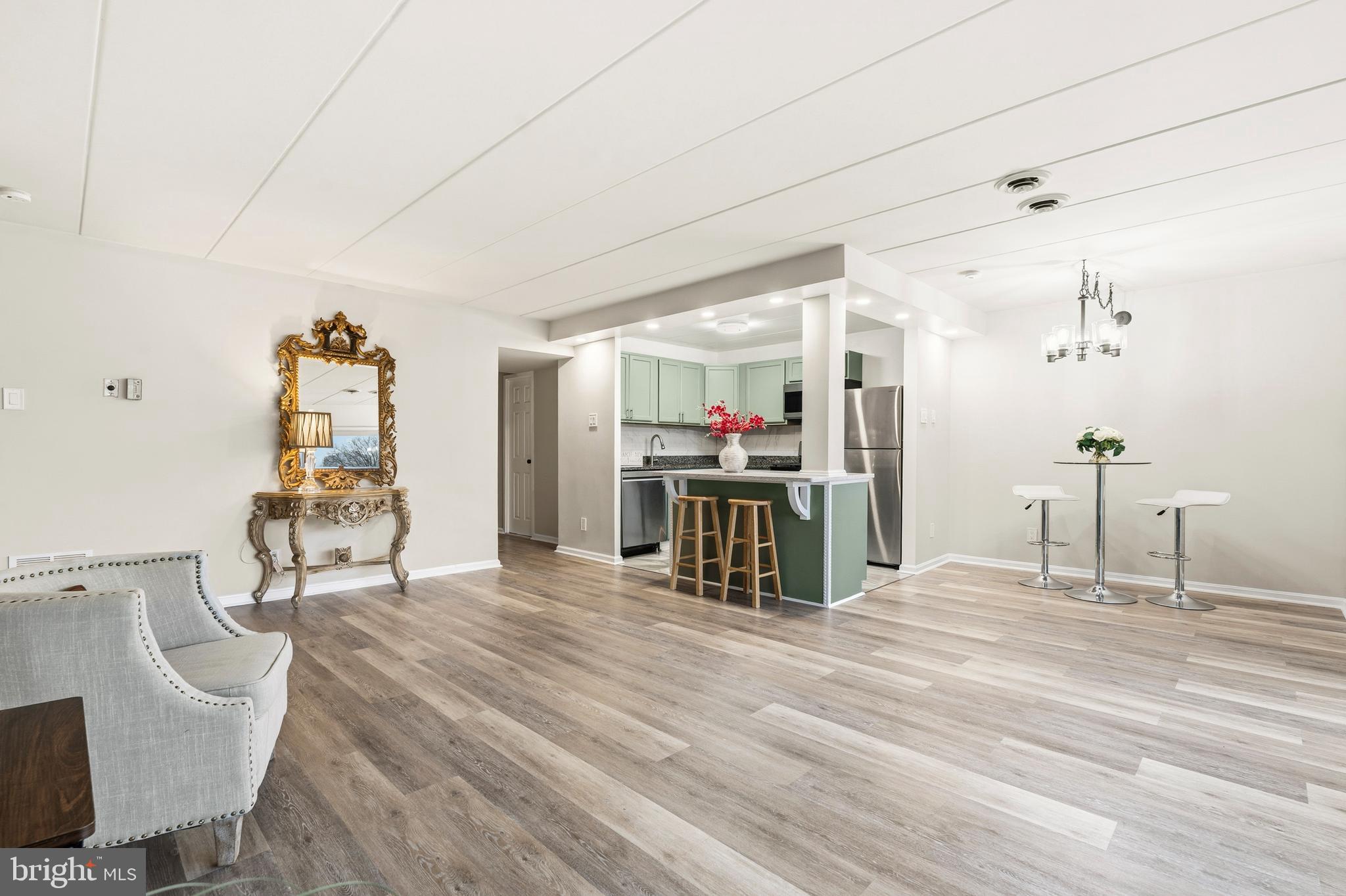 2648 REDCOAT DRIVE 97