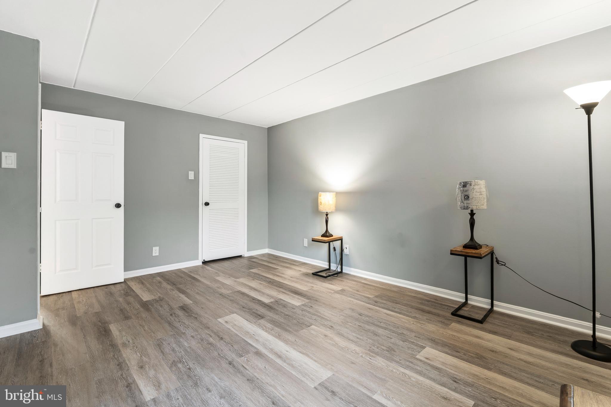 HUNTINGTON CLUB - Residential