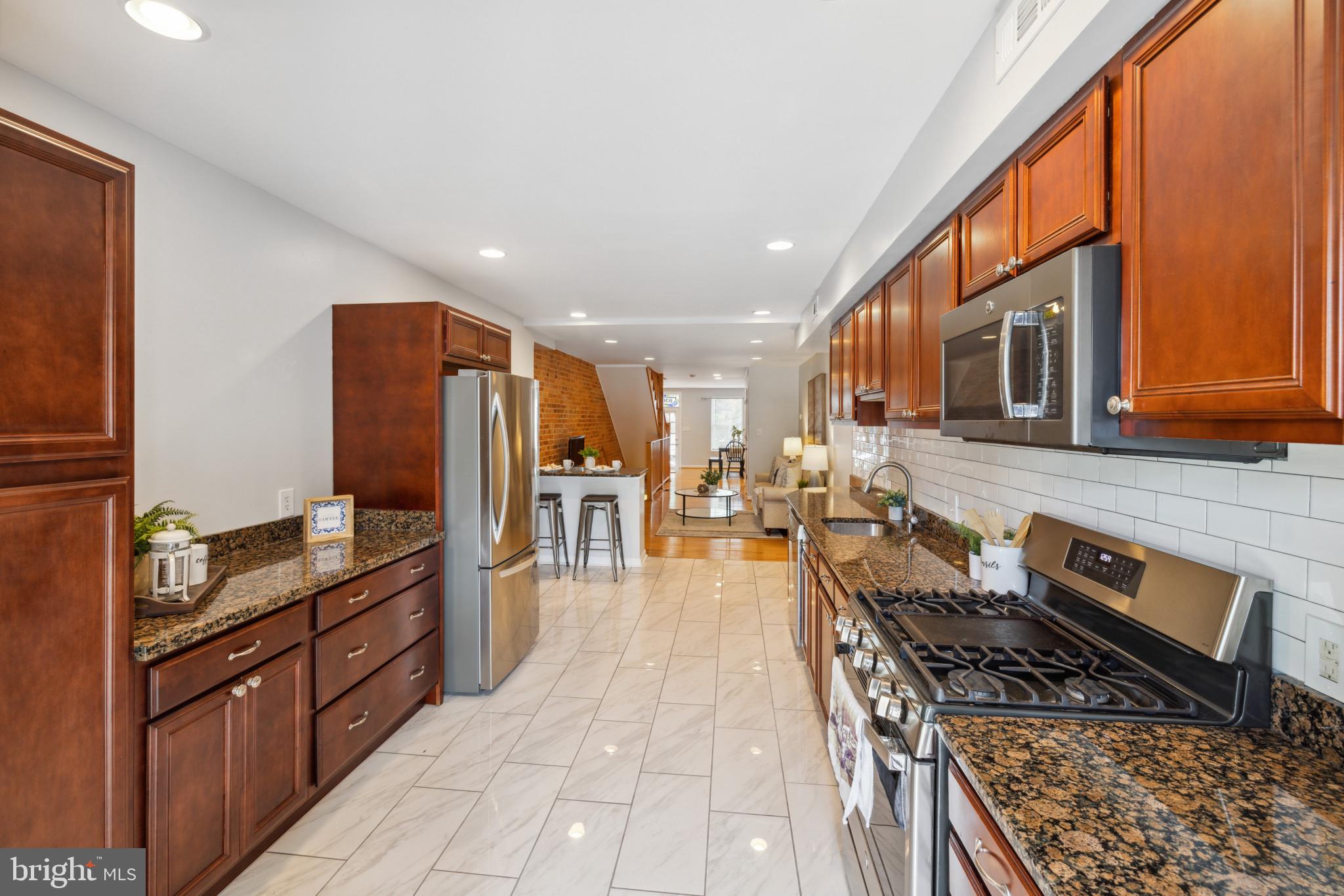 CANTON - Residential