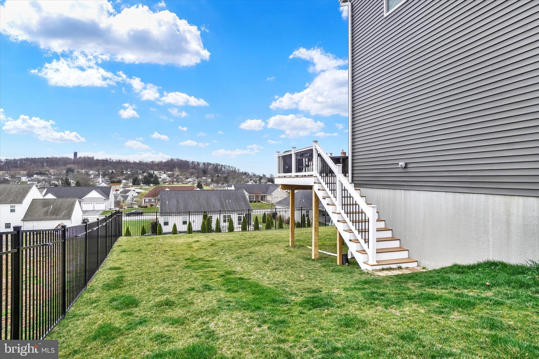 EAGLES VIEW - Residential