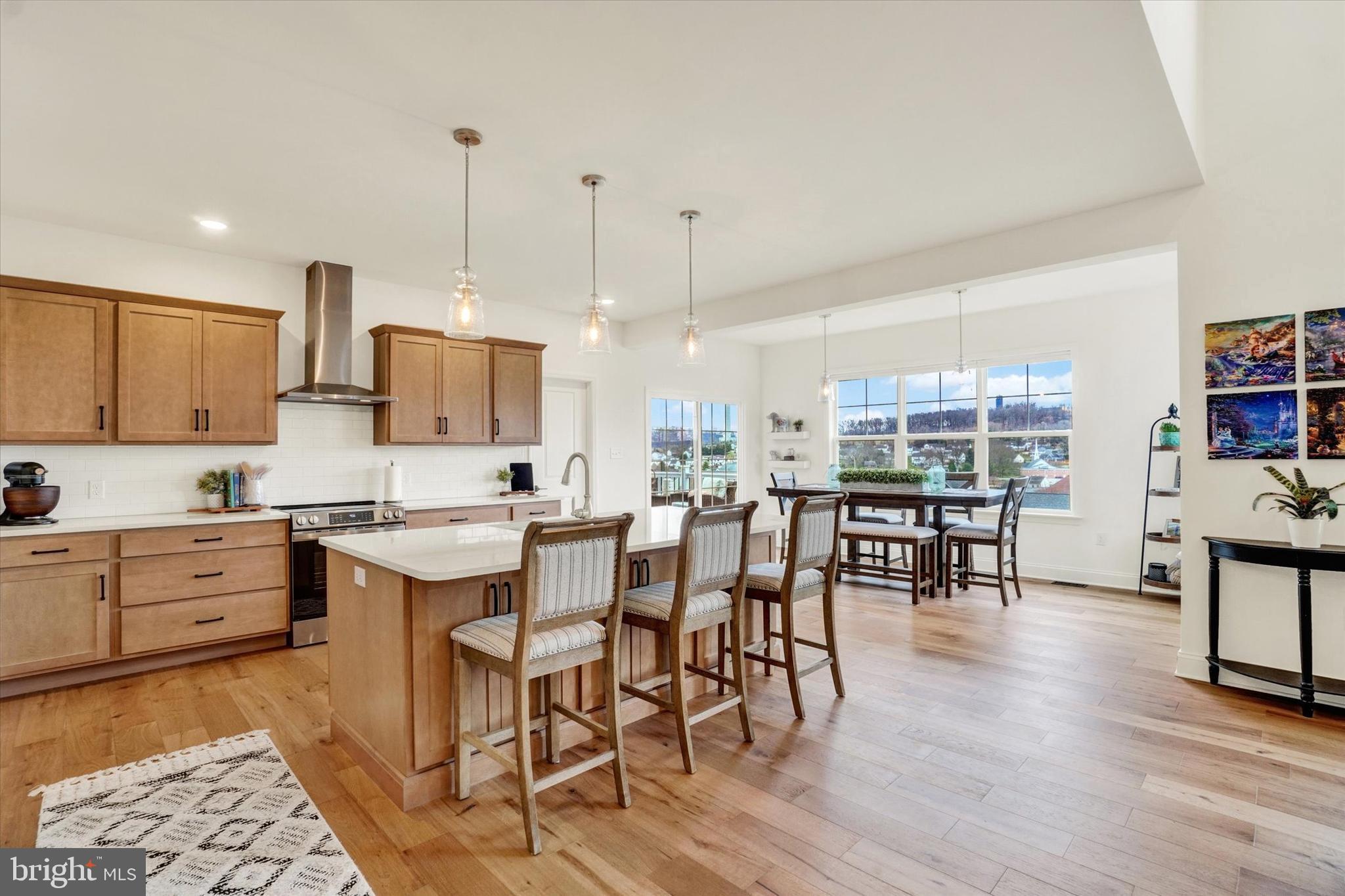 EAGLES VIEW - Residential