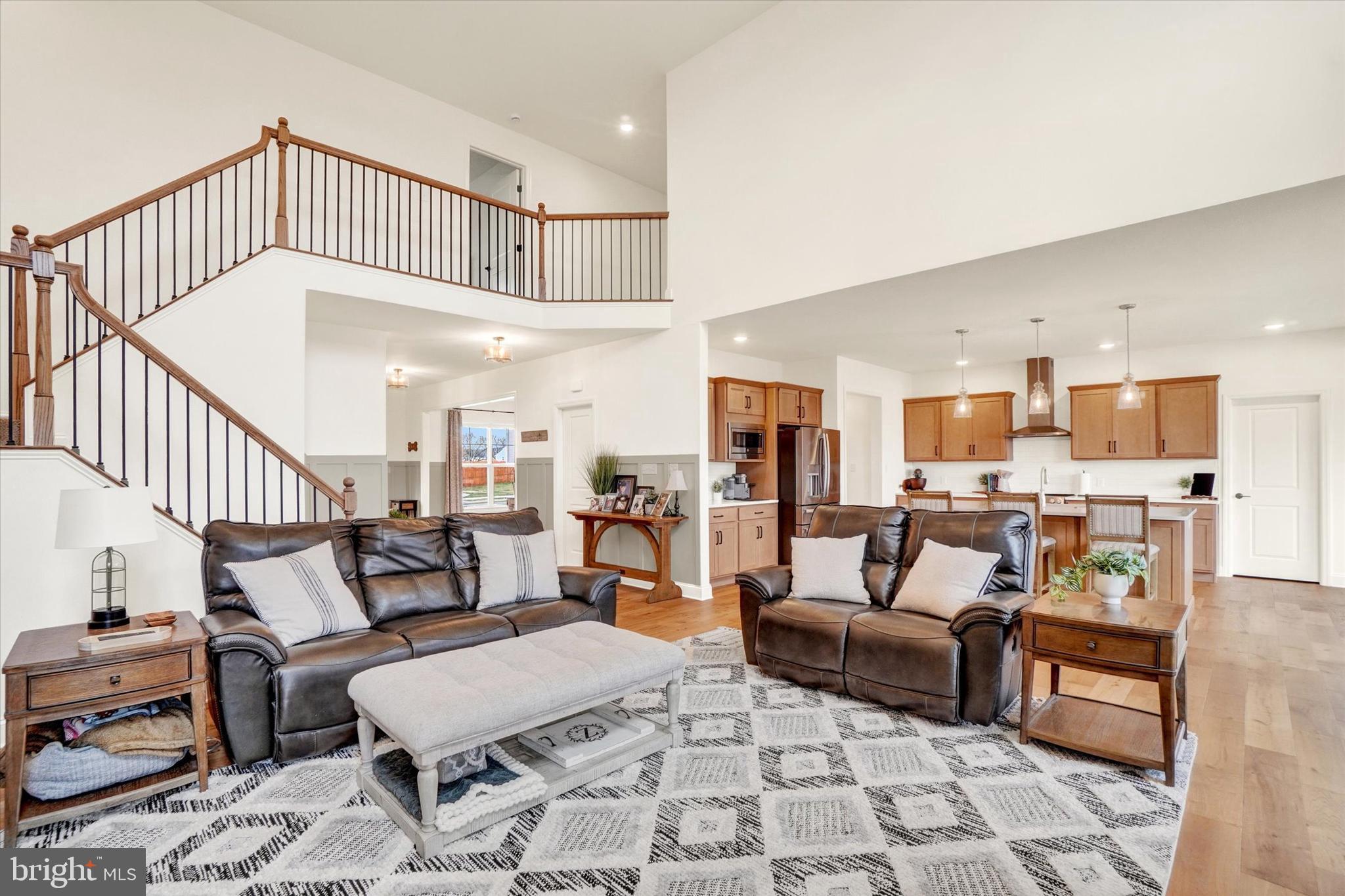 EAGLES VIEW - Residential