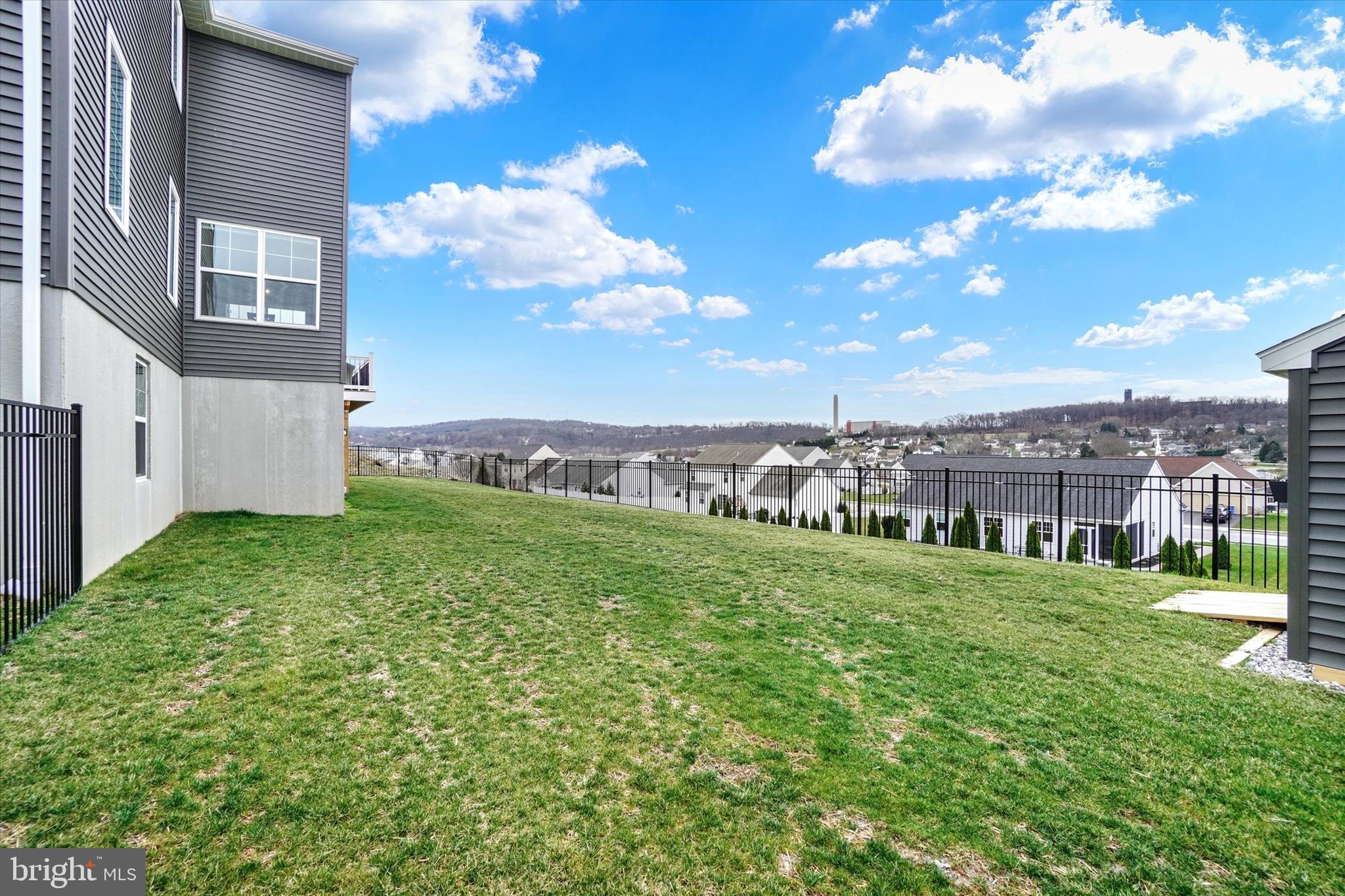 EAGLES VIEW - Residential