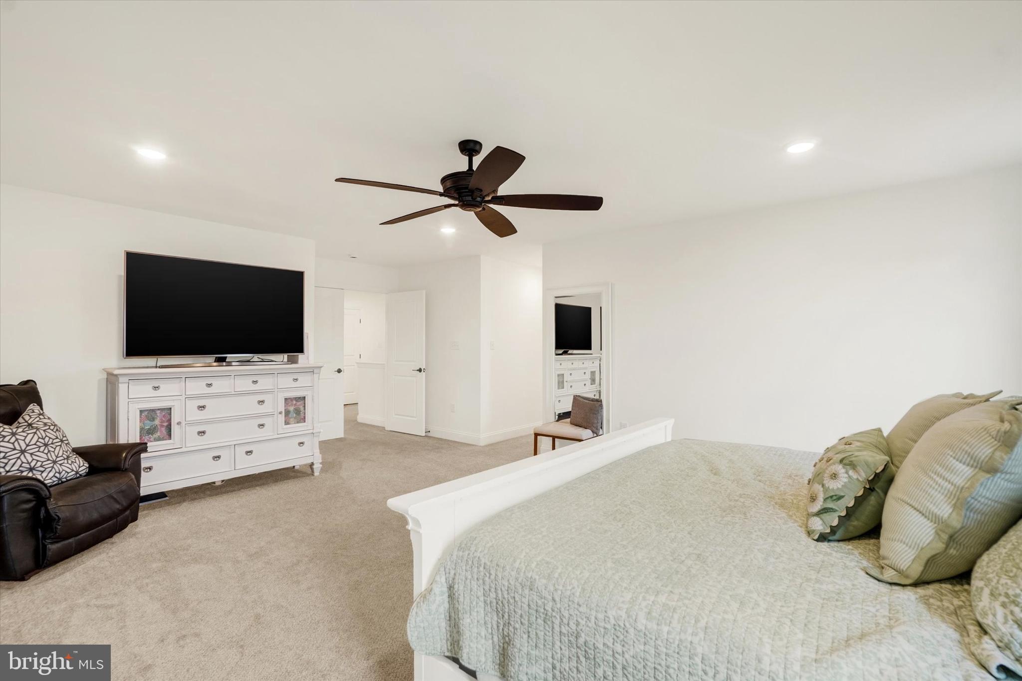 EAGLES VIEW - Residential