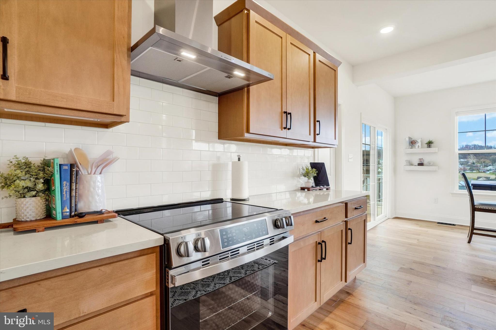 EAGLES VIEW - Residential