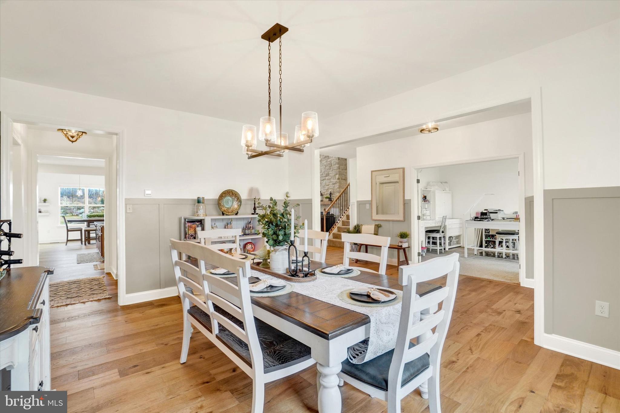 EAGLES VIEW - Residential