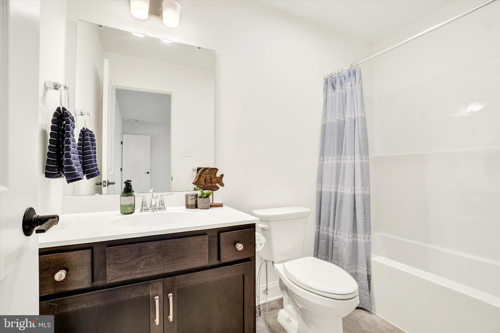 EAGLES VIEW - Residential