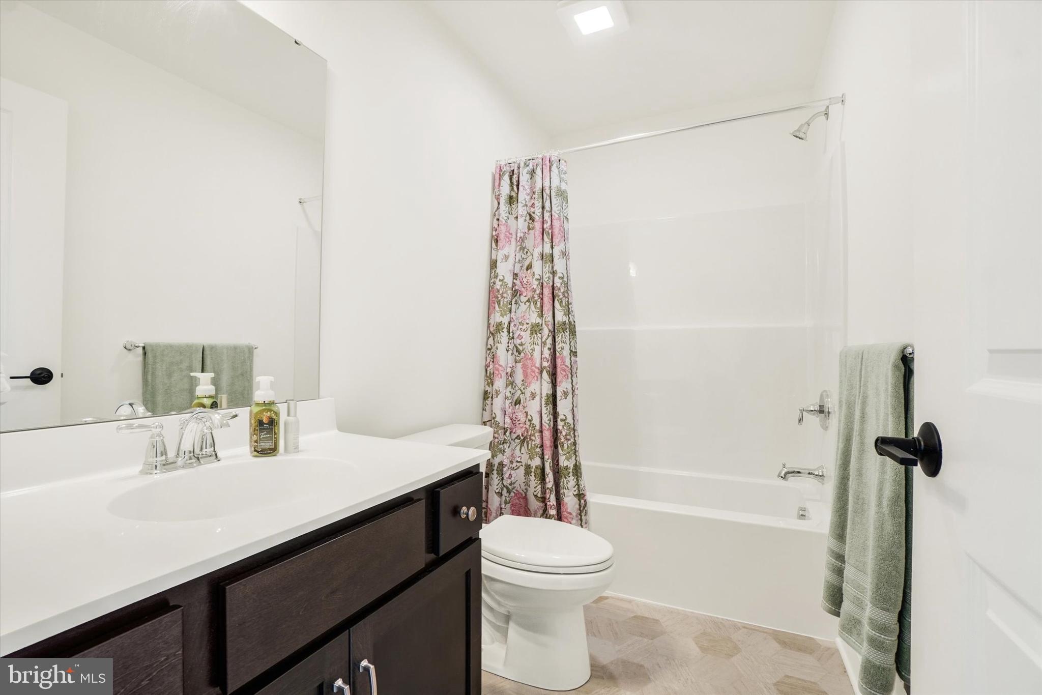 EAGLES VIEW - Residential