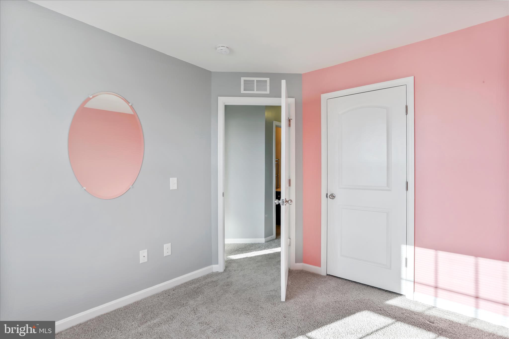 BERKELEY RIDGE - Residential