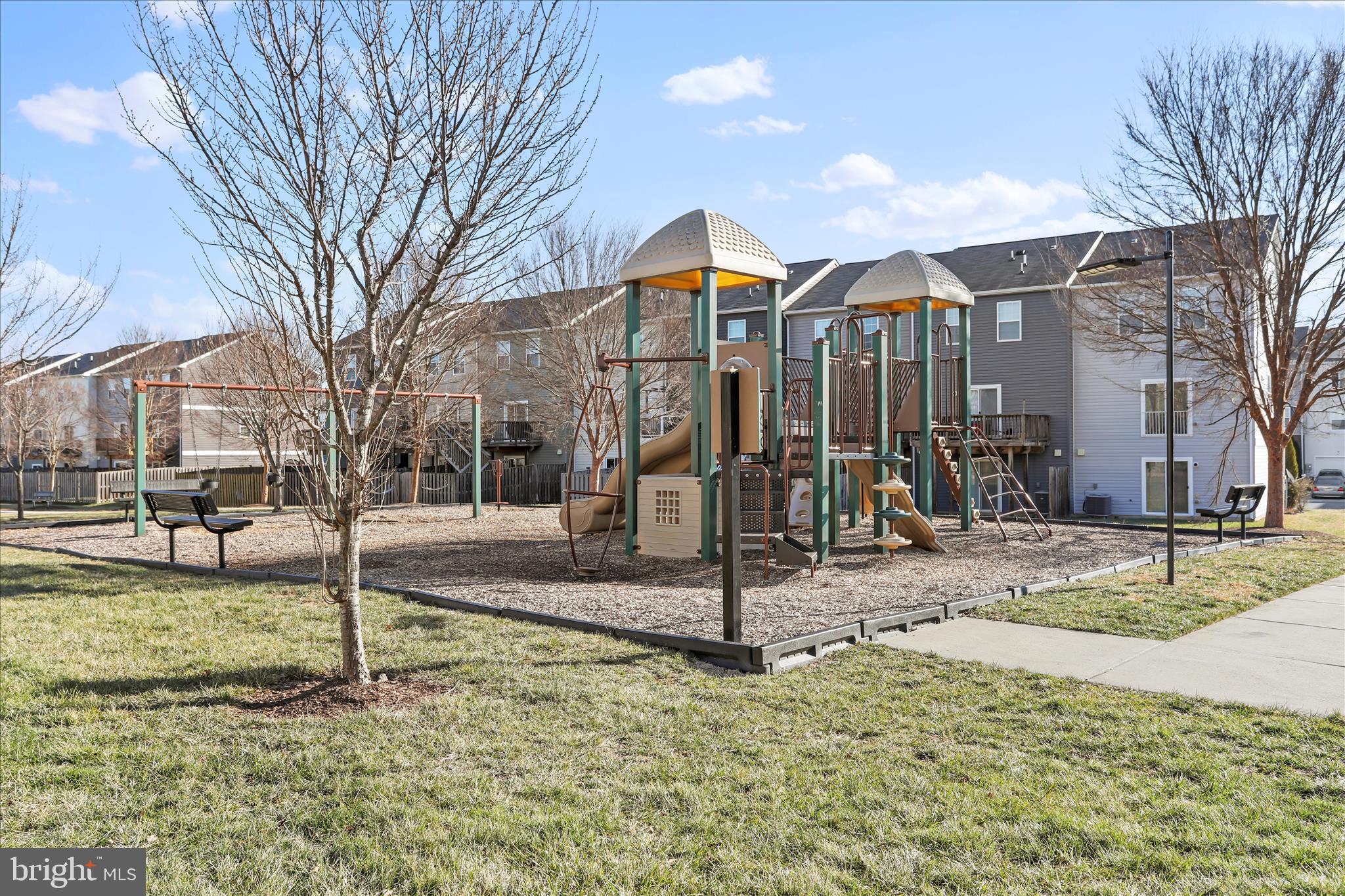 BERKELEY RIDGE - Residential