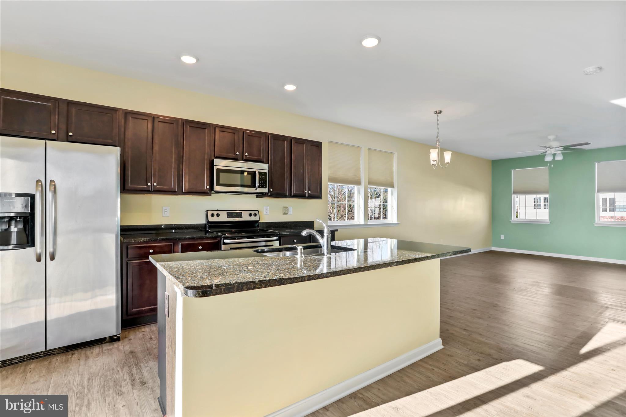 BERKELEY RIDGE - Residential