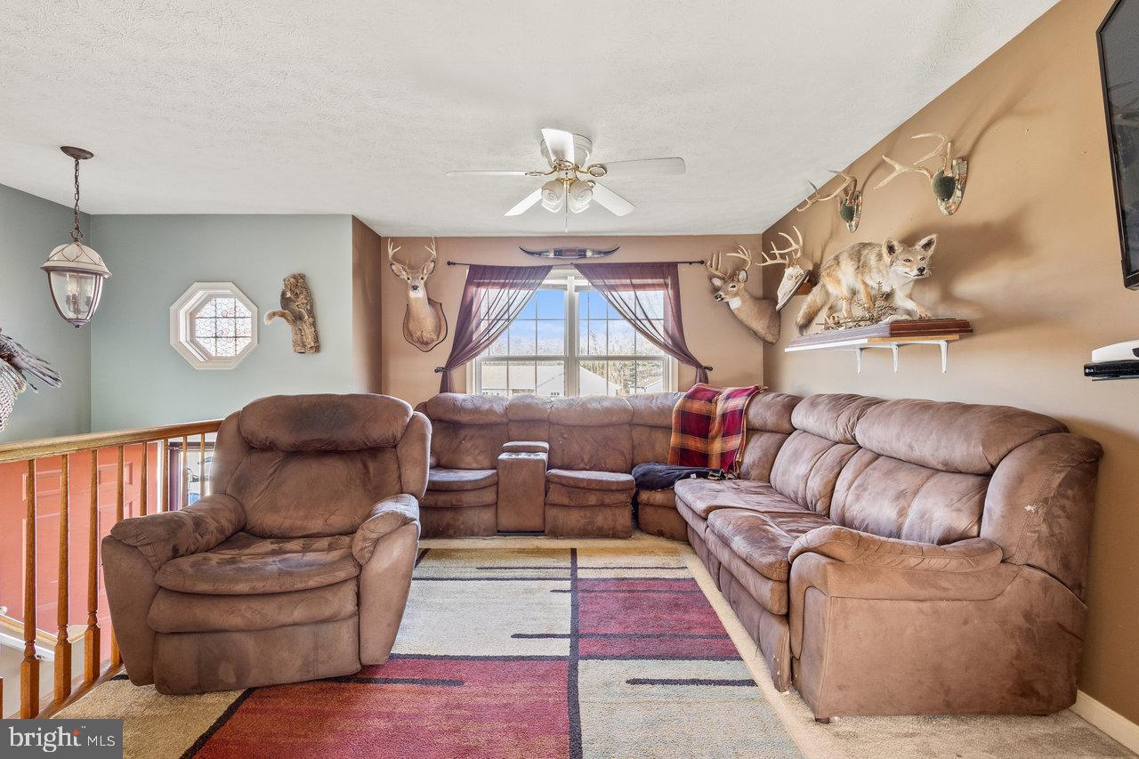 HILLVIEW - Residential