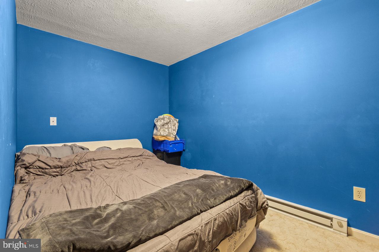 HILLVIEW - Residential