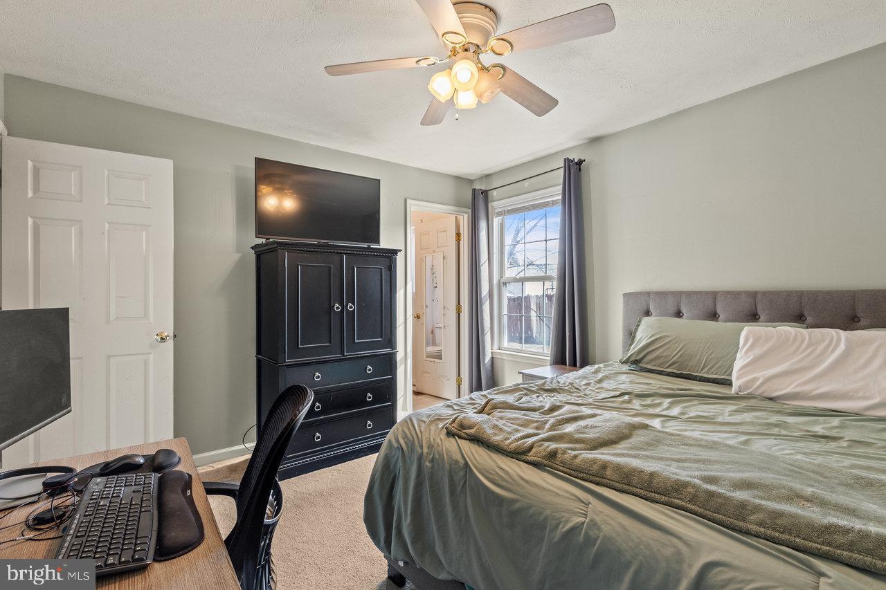 HILLVIEW - Residential