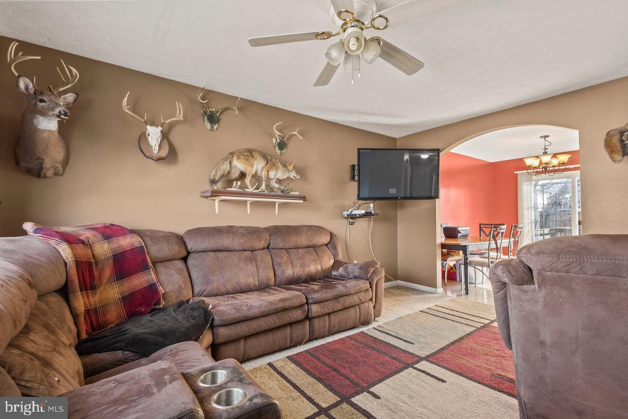 HILLVIEW - Residential