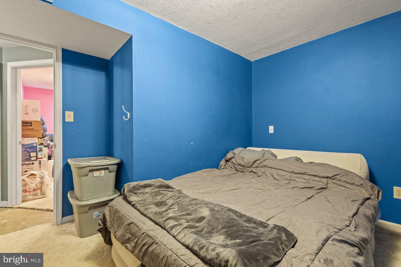 HILLVIEW - Residential