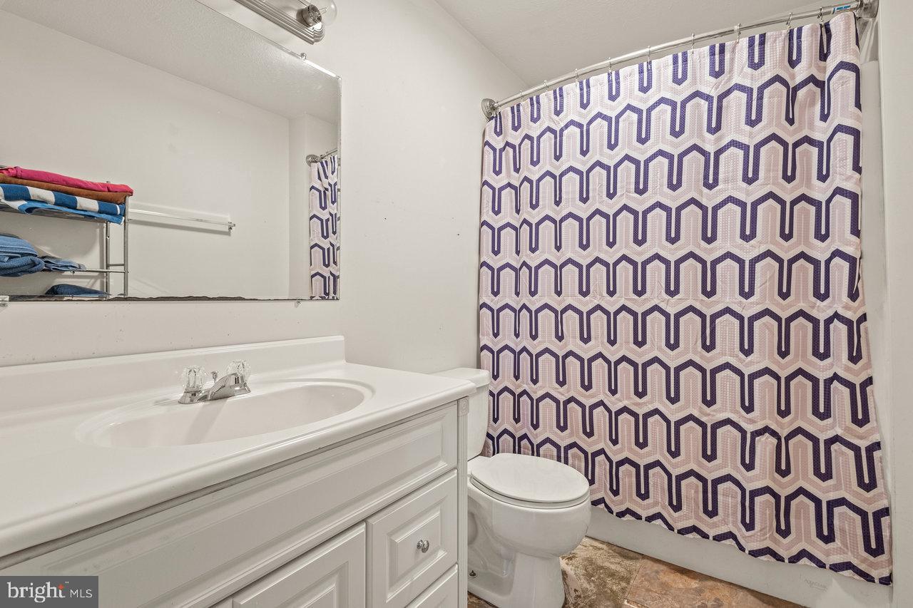 HILLVIEW - Residential